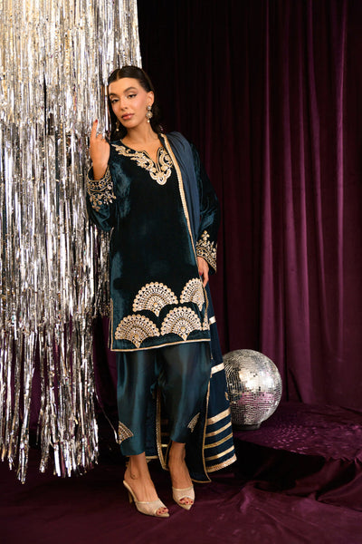 Mara Velvet Luxe '25 - Blue Bird