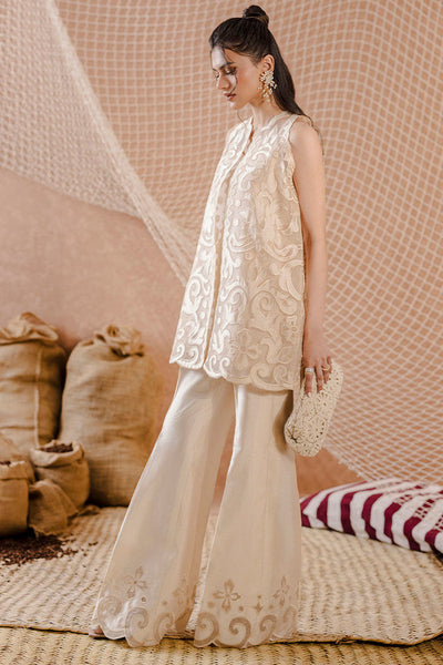 Latte Lace '25 - Alayra