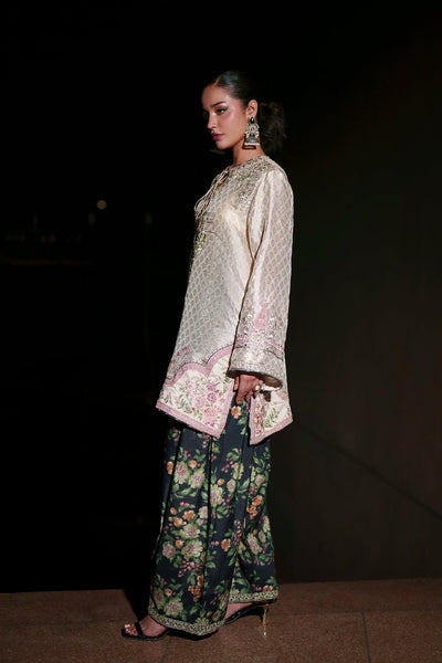 Boutique SS Drop I '26 - Embroidered Suit | E1014/104/002