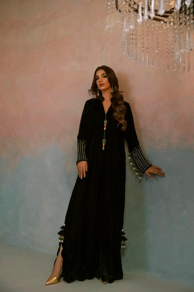 Velvet '25 - Eclipse Black