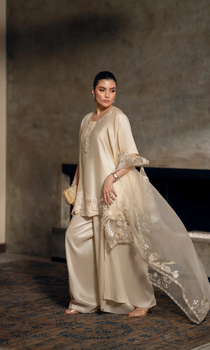 Fall Luxe '25 - The Nissa Set With Dupatta - second image