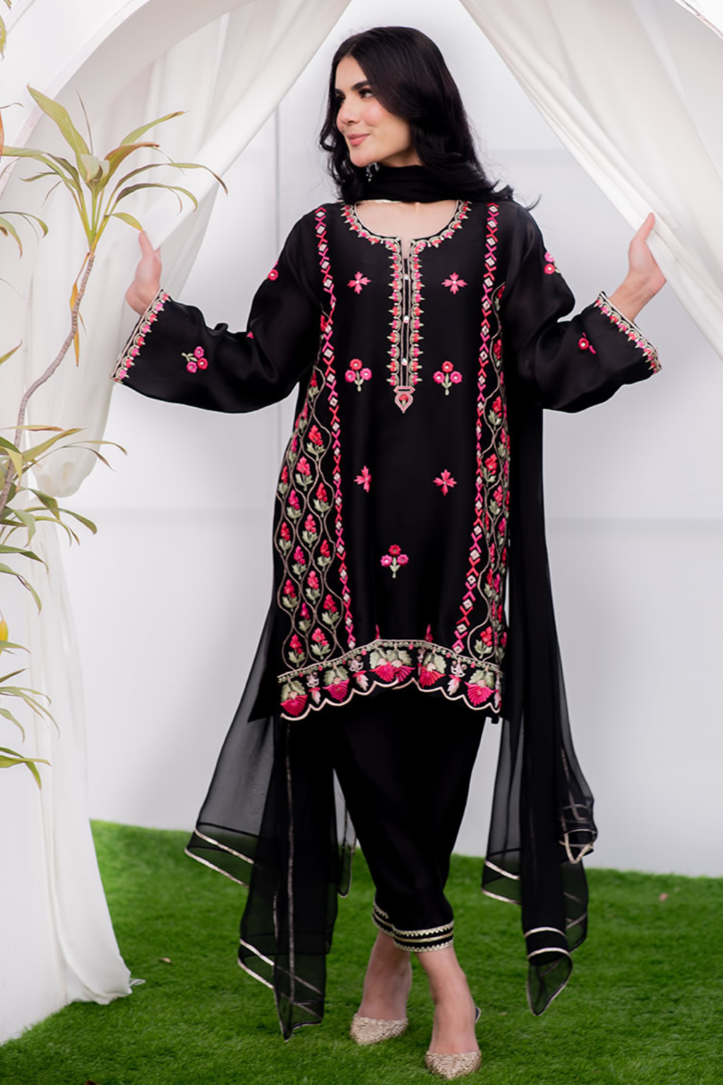 SHAZIA RAUF KHAN ZURIE'24- KAYA (3pc)