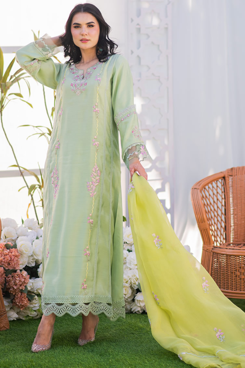 SHAZIA RAUF KHAN ZURIE'24- NERA (3pc)