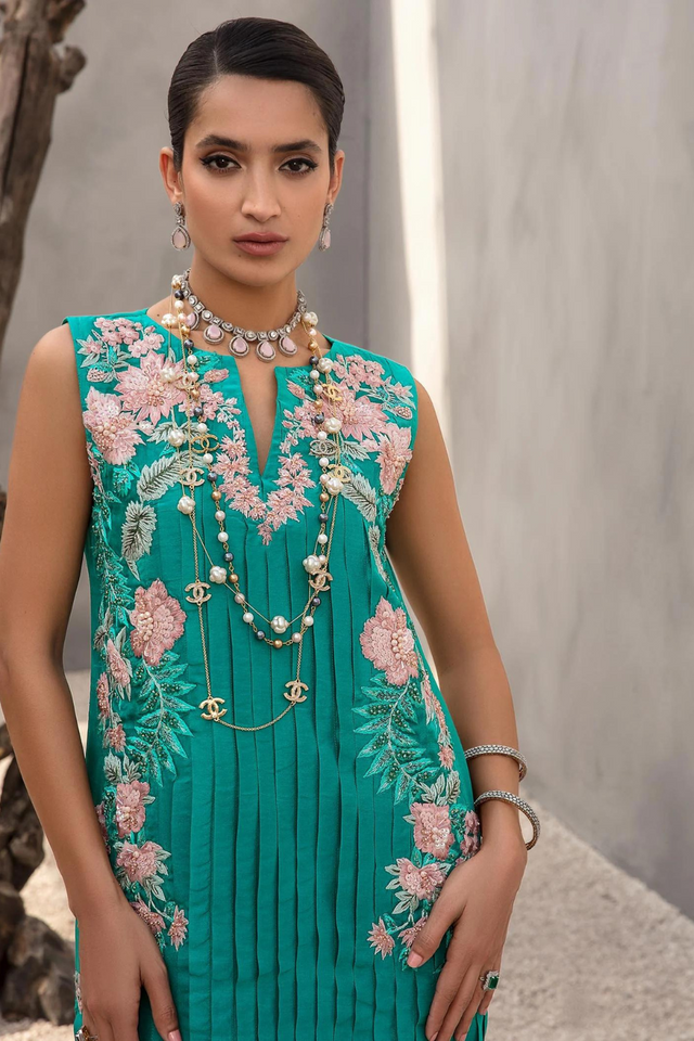 EMERALD SHINE Elegant Teal Green Kaftan with Floral Embroidery