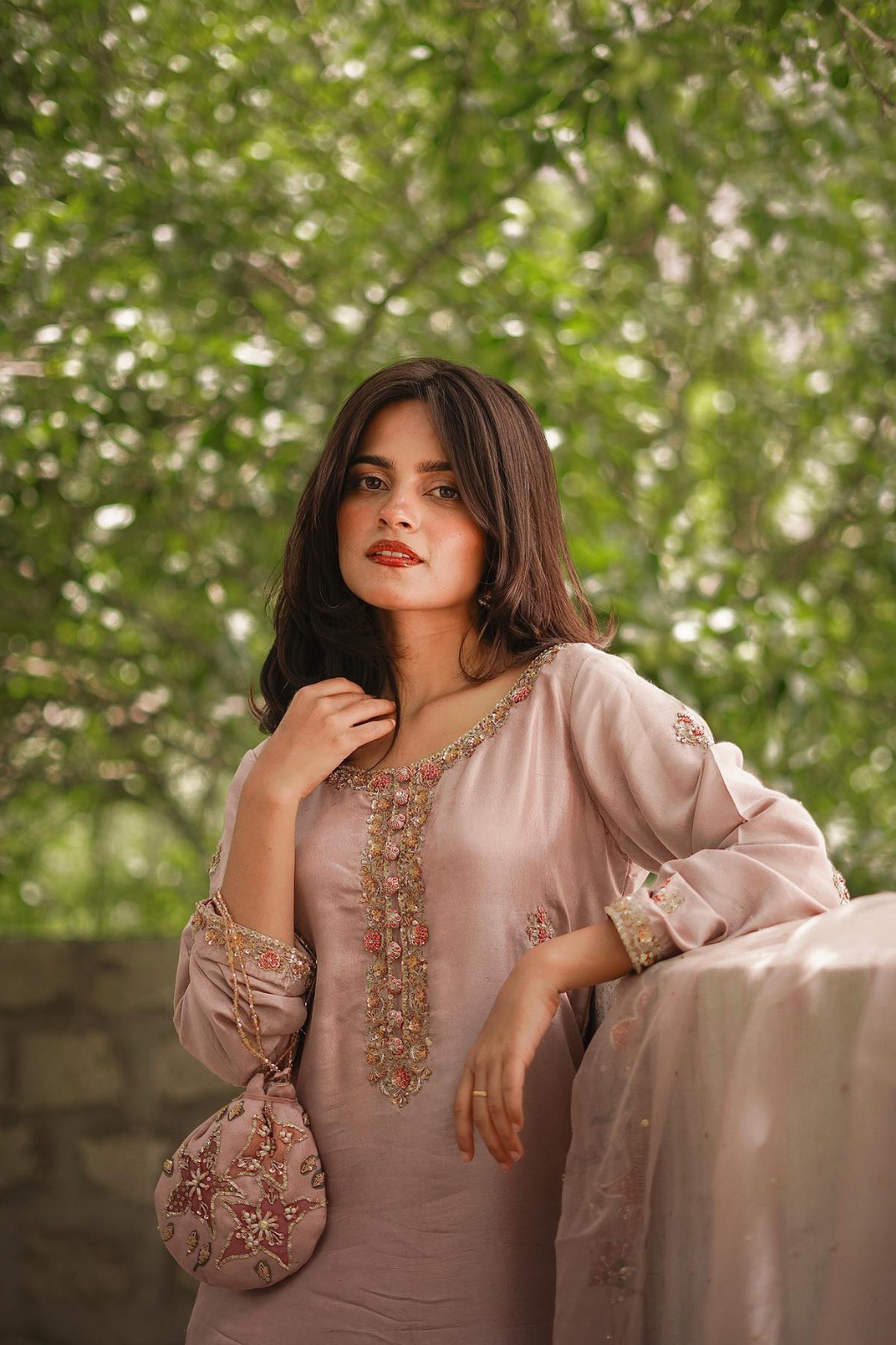 Handpainted Festive Pret 
3pc - second image