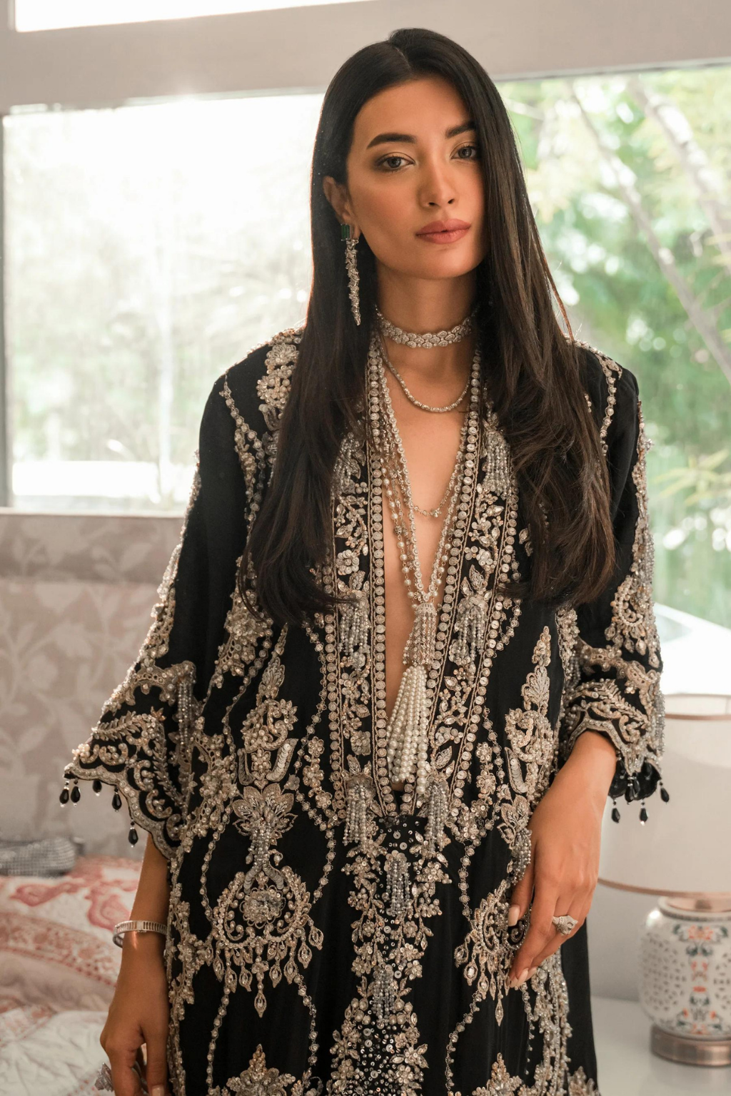 JEWELLED BLACK BEAUTY (D-04) - second image