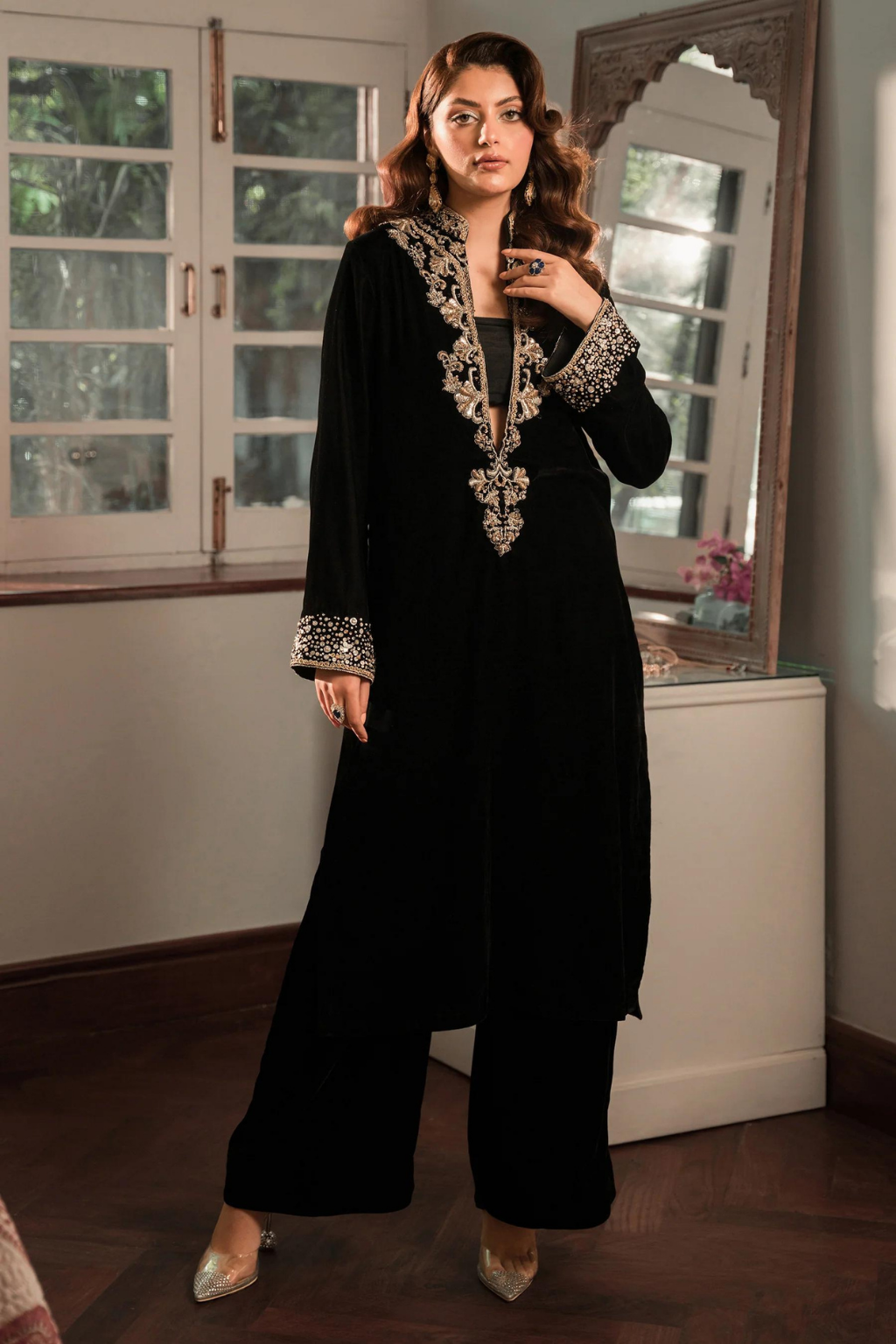 TIMELESS BLACK VELVET (D-03)