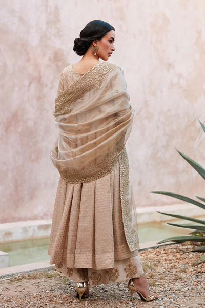 AURNIA SPRING FESTIVE- MOIRA