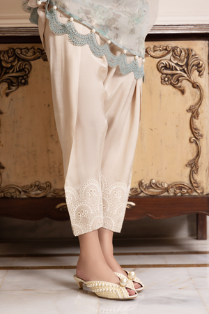 Timeless Elegance: FERRAY Dress | Bilal Garment