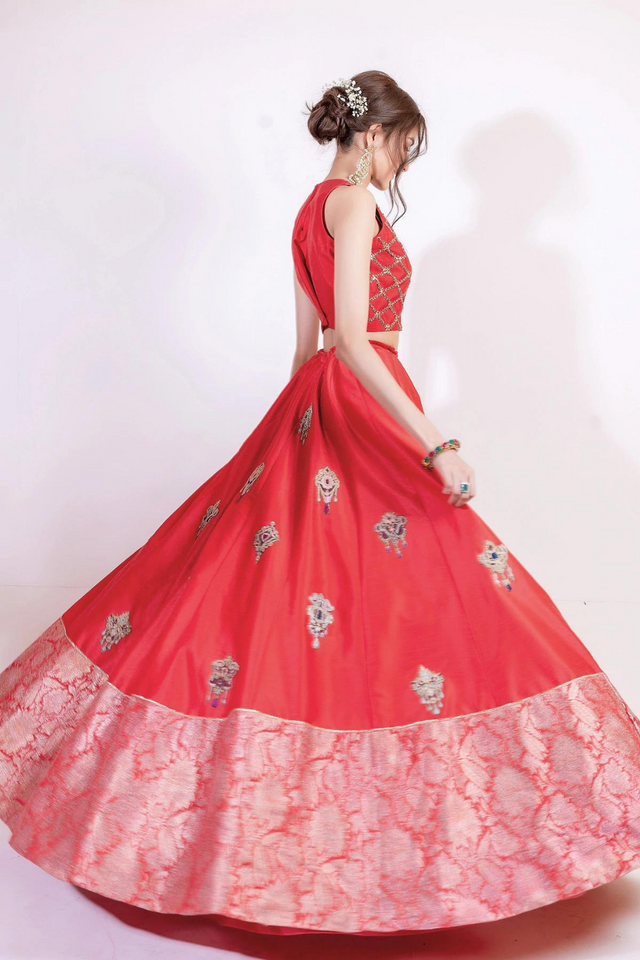 CLASSIC RED LEHNGA CHOLI 