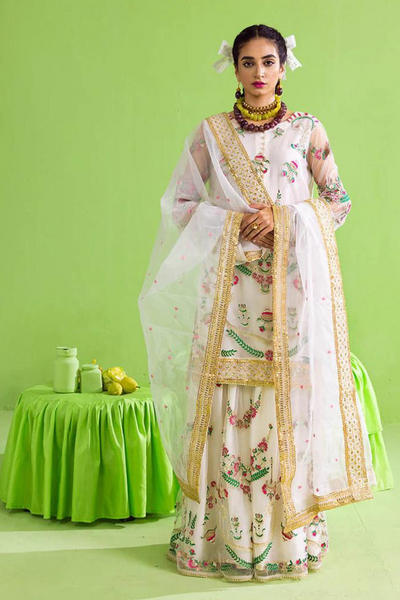 CHANDA Elegant White Gharara Set 