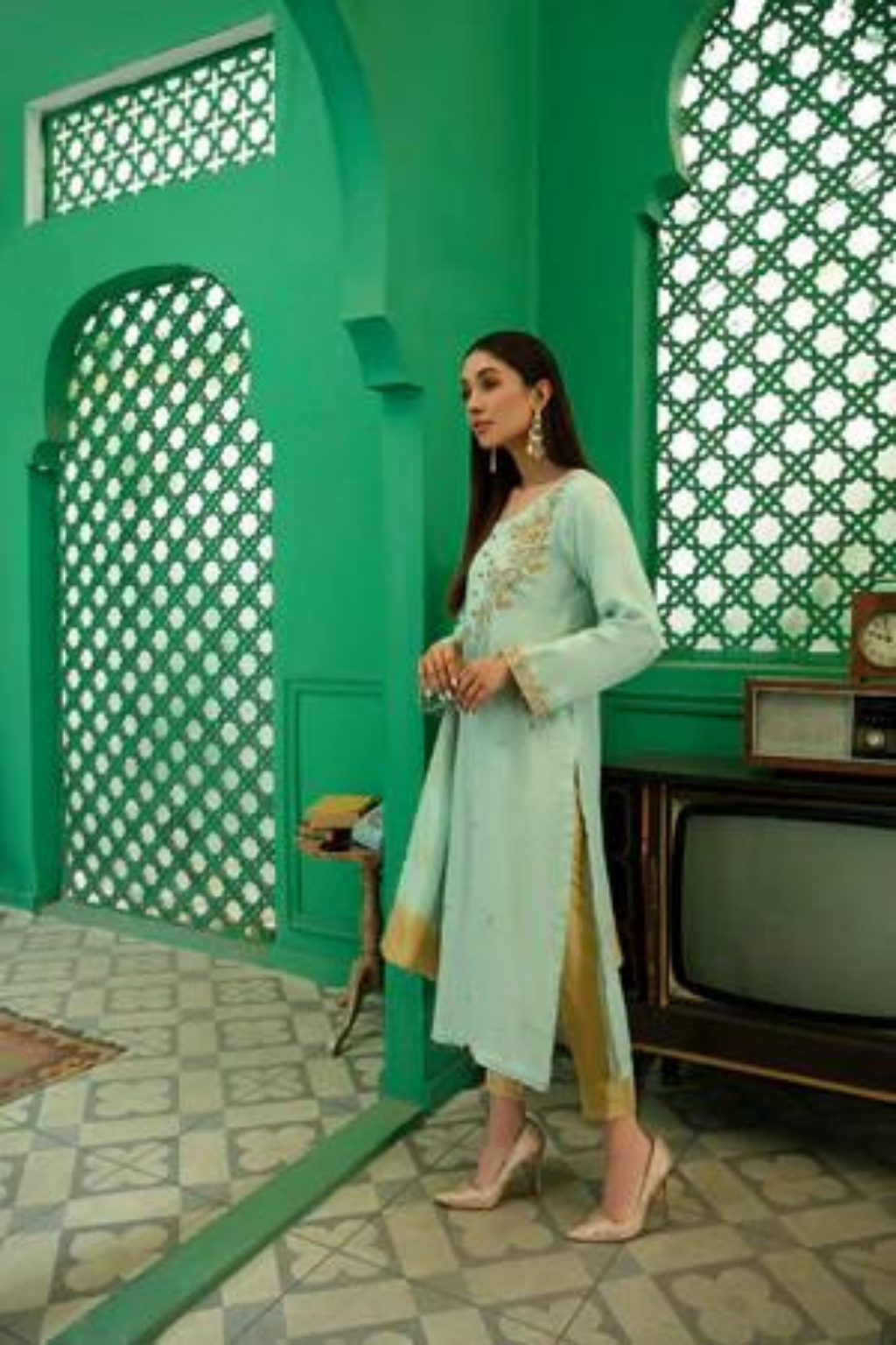 GULRUKH - second image