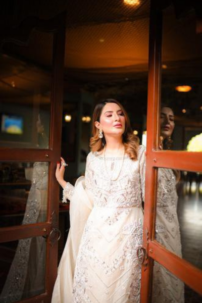 Moonlight  Ethereal Ivory Ensemble | EVERTHINE BY SAMAR 'RIM JHIM PRET