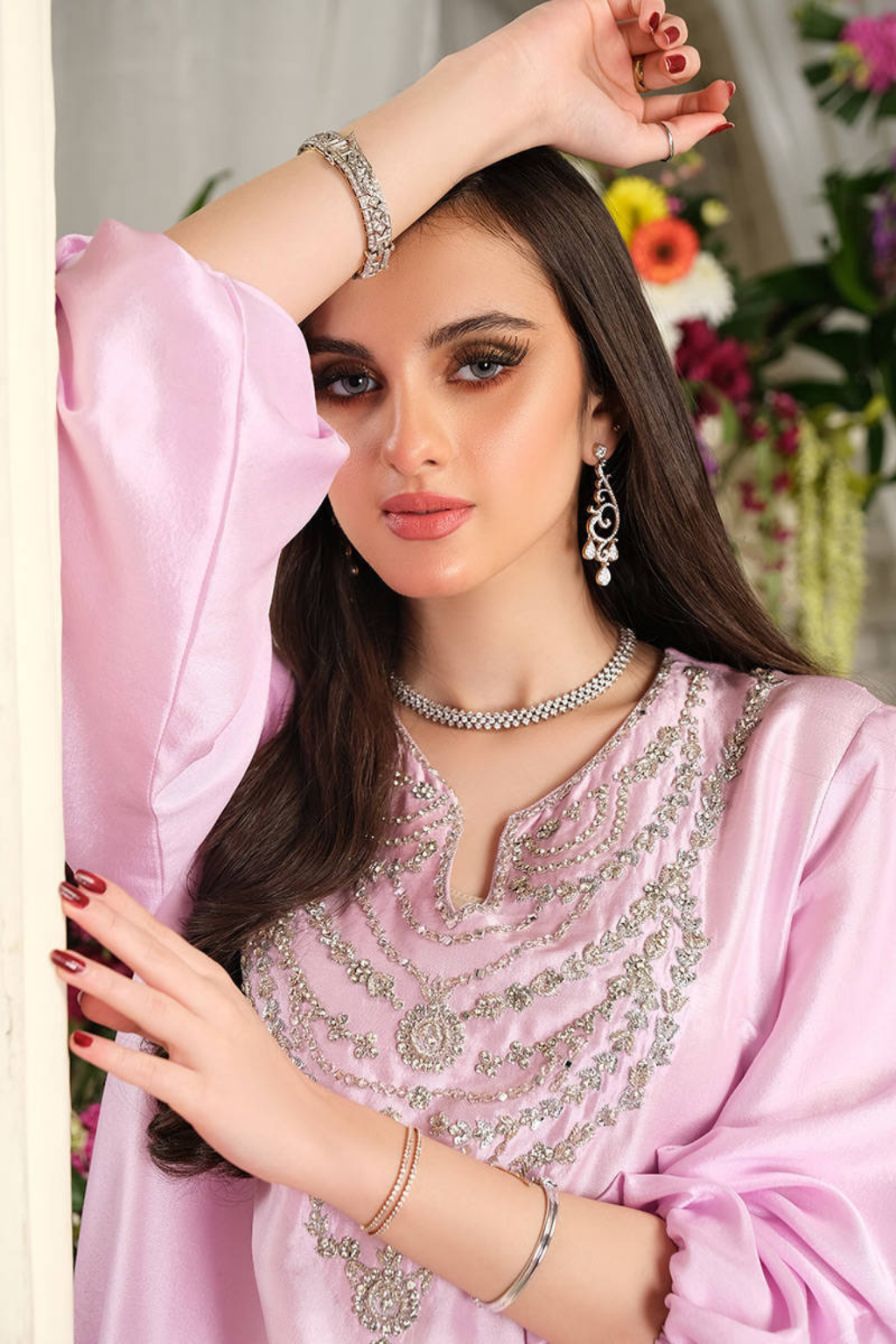 CRYSTAL LILAC WITH PANTS - second image