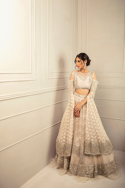 CROWN by Faiza Rehman | Bilal Garmen