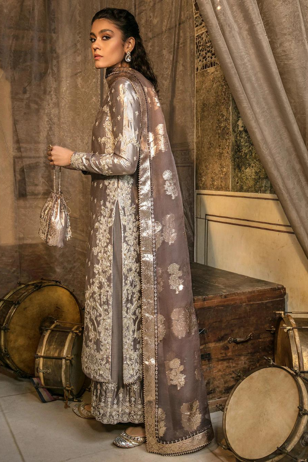 NEESA - second image