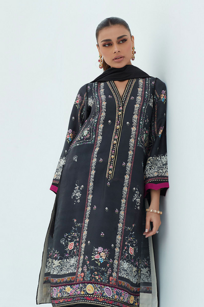 LEO SABLE SHIRT AND DUPATTA set by Farah Talib Aziz's LEA Spring'23