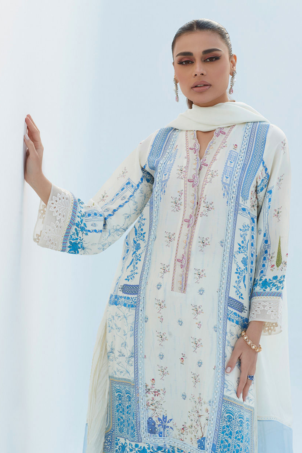 ERICA IVORY SHIRT AND DUPATTA - second image
