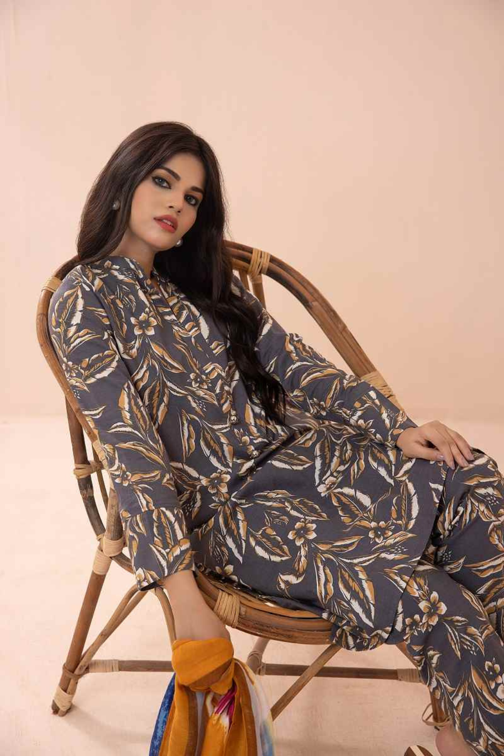 LARGE FLORAL CO-ORD - second image