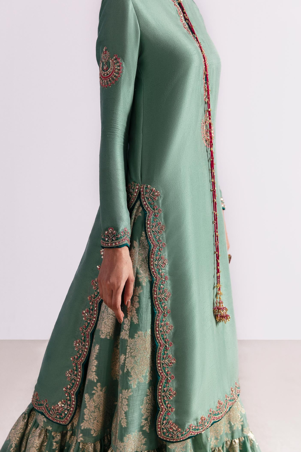 GELAR - second image