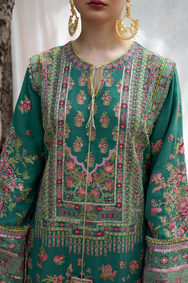 ZANKAI  Karandi & Chiffon Ensemble by HUSSAIN REHAR 