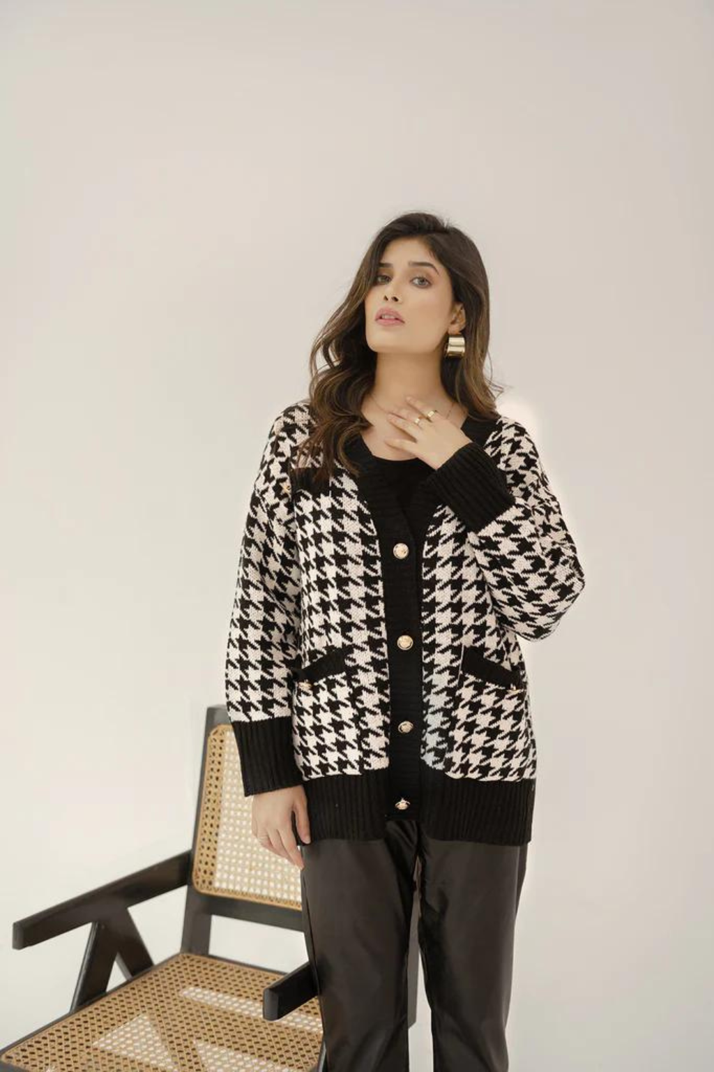 MINDY HOUNDSTOOTH SWEATER