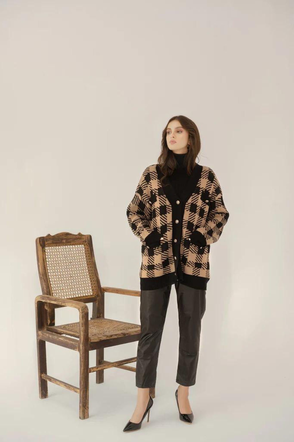 PERA CHECKERE BROWN SWEATER