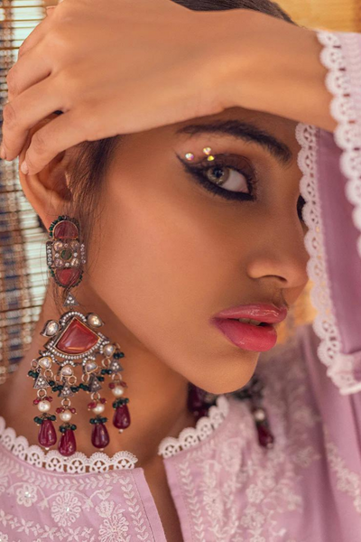 Embroidered Pret
Mauve Co-Ord Set with Sequins and Embroidery