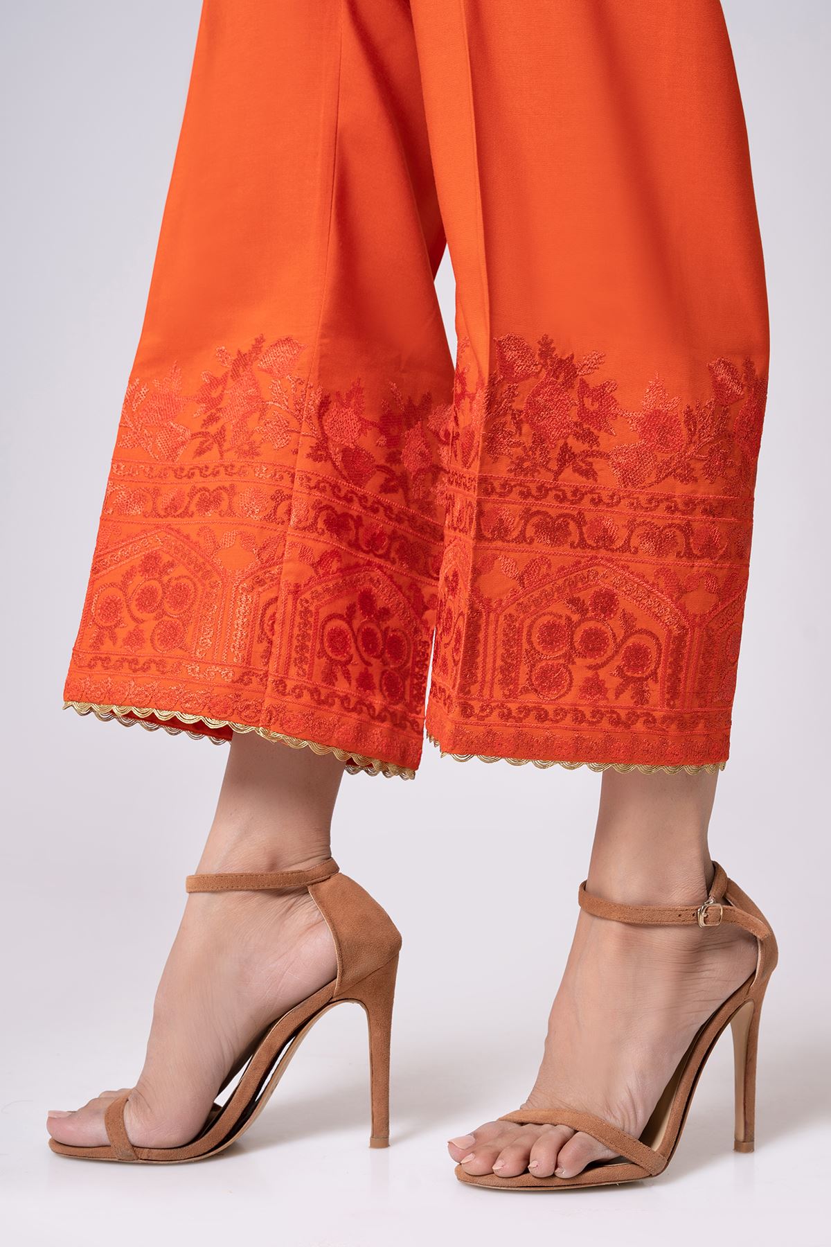 Narrow Culottes
Dyed Embroidered | Viscose Oak Silk - second image