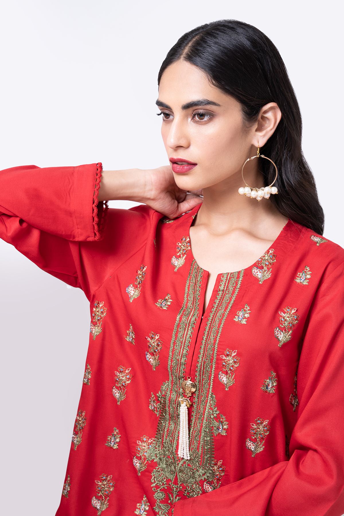 Classic Kameez
Dyed | Viscose Oak Silk