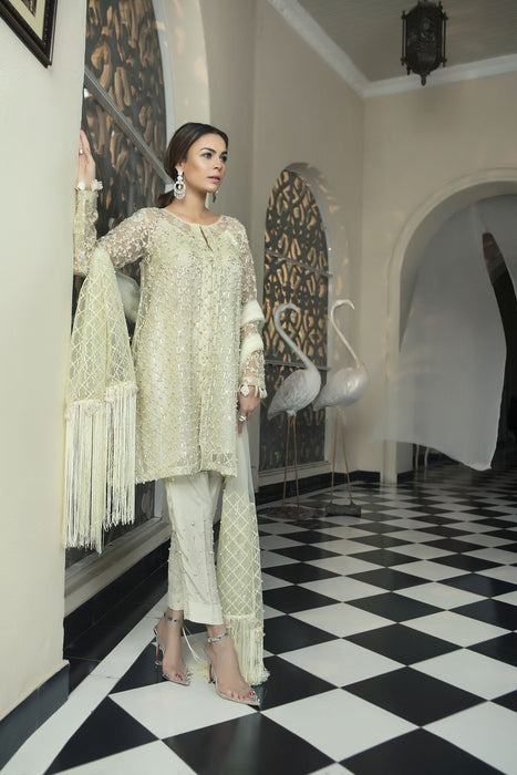 DIL ARA Tissue Suit by Kanwal Malik 