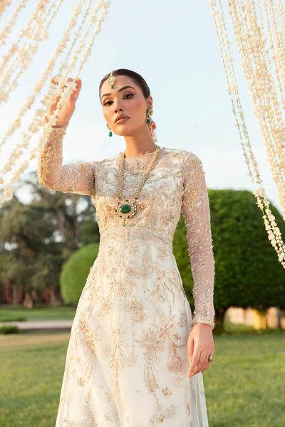 IZAAR Explore Mysie By Tahira Arzu'22 Collection at Bilal Garment