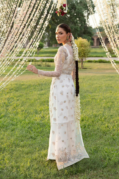 IZAAR Explore Mysie By Tahira Arzu'22 Collection at Bilal Garment