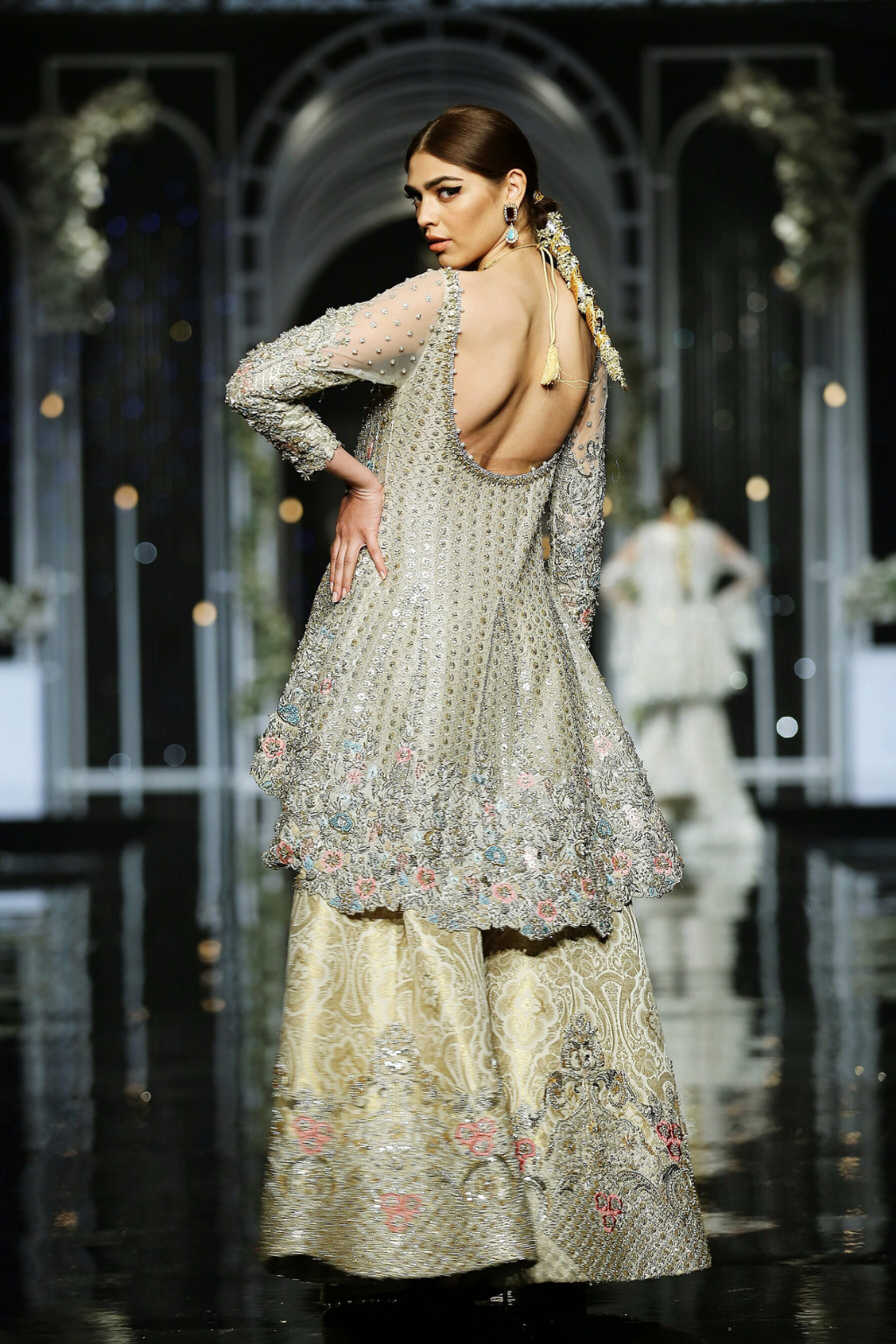 GOLD DUST - second image