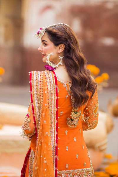 SUMBUL - Embellished Orange Bridal Set