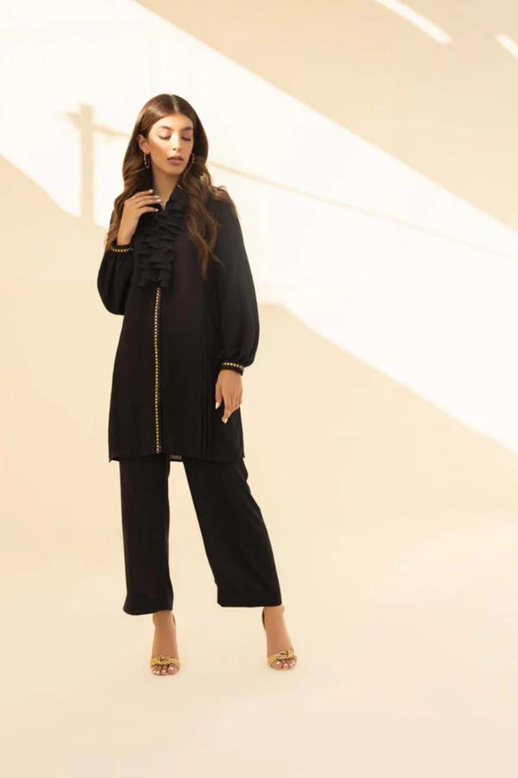 CECILY - second image