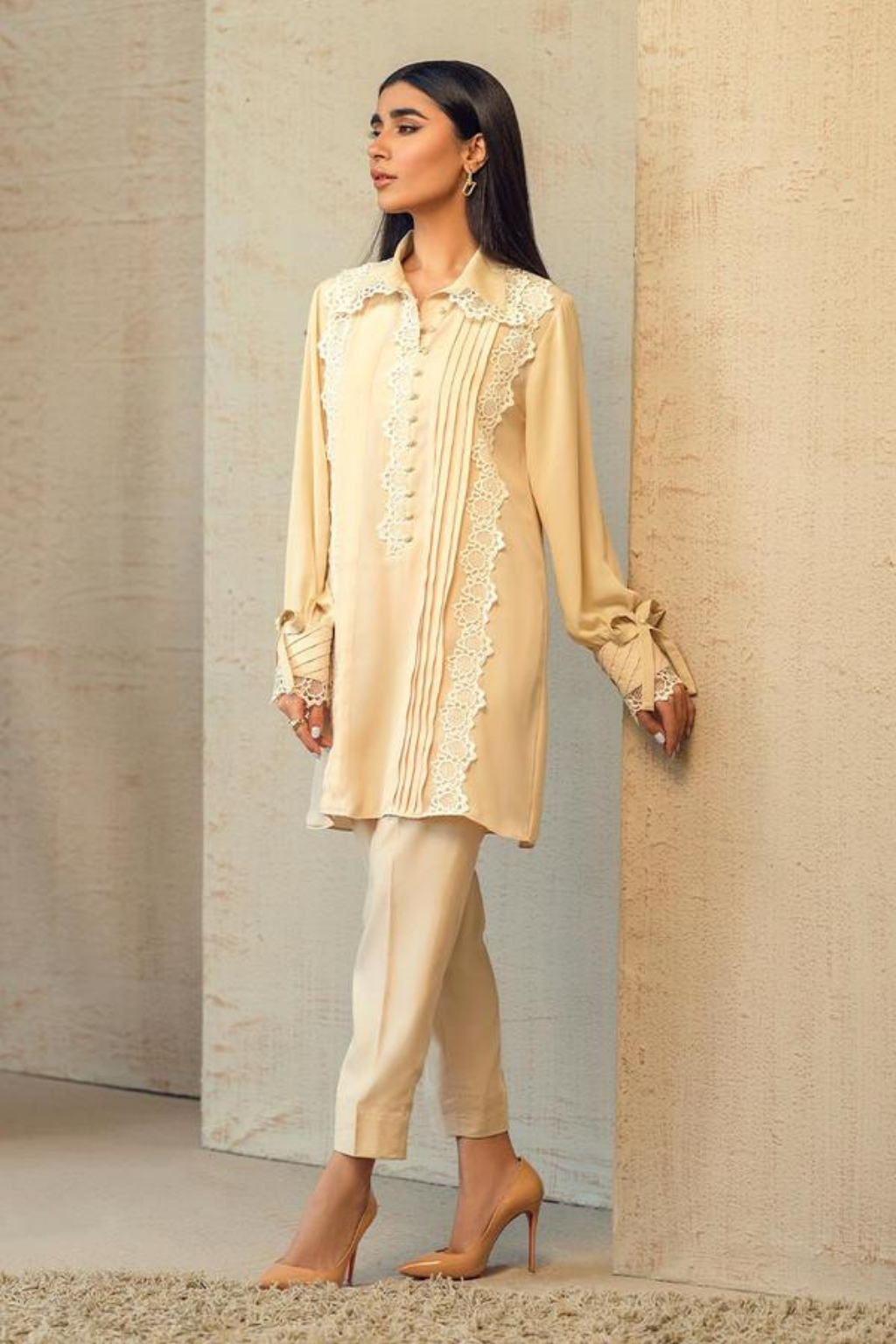 DUSKY - second image