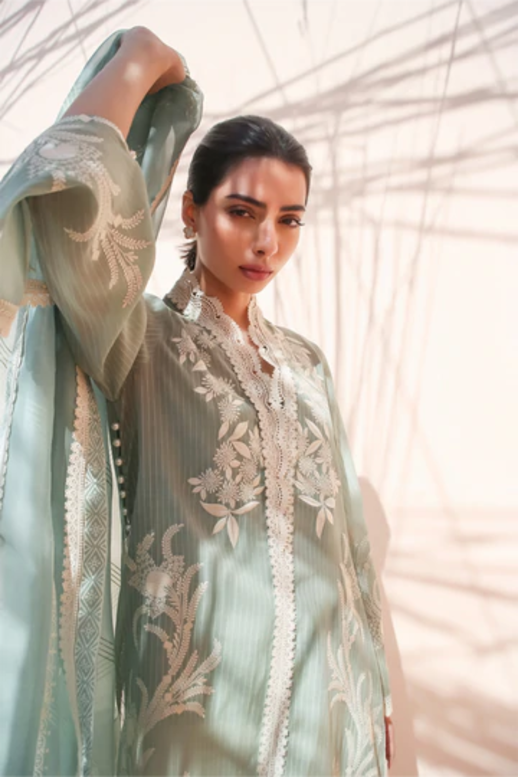 TANIA (A) - second image