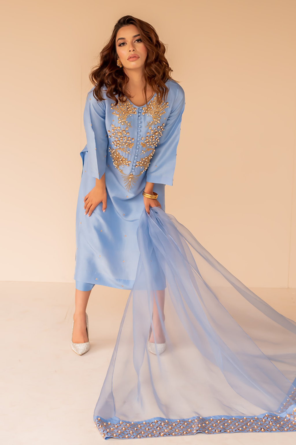 BEVERLY - second image