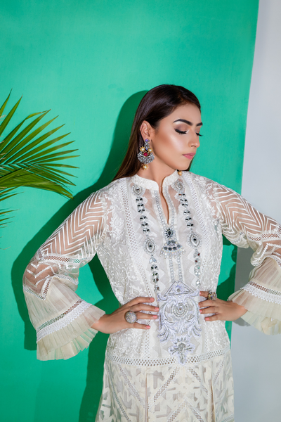 Saahi Nazaan - Adorn White - bilalgarments