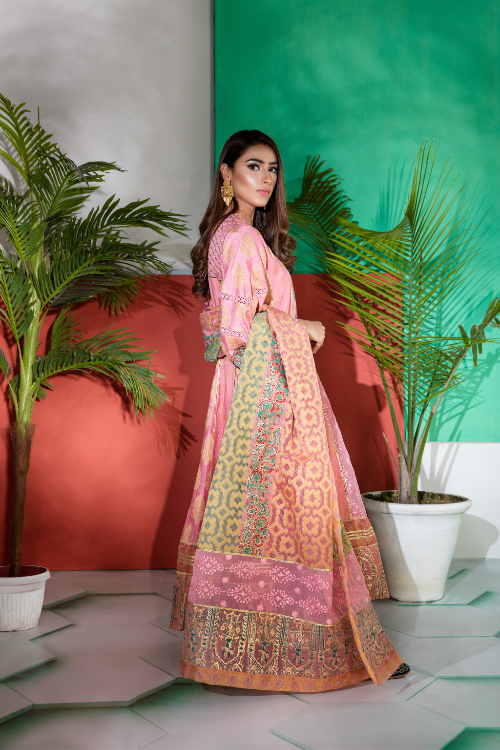 Saahi Nazaan - Extended Pink