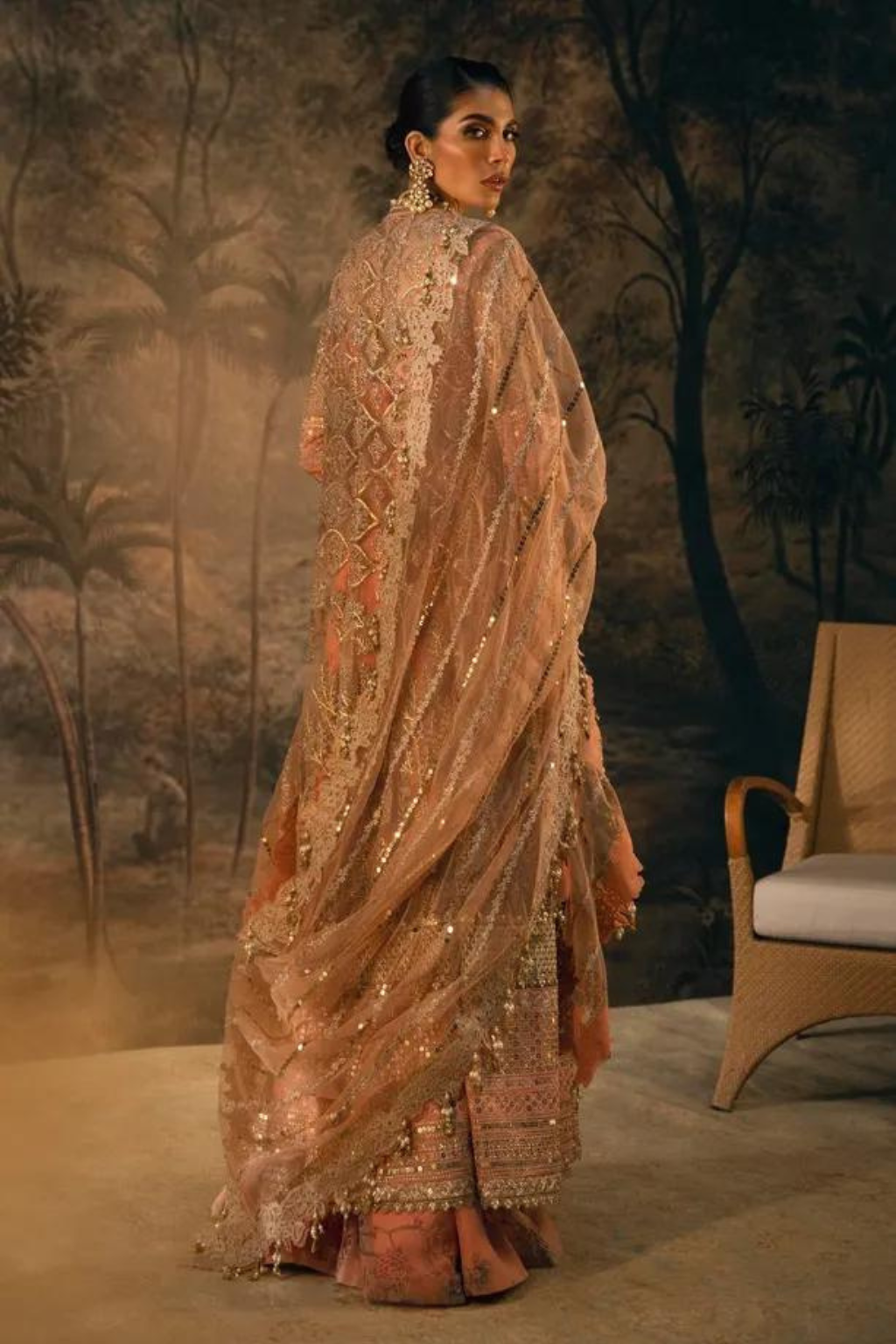 G224-003 - second image