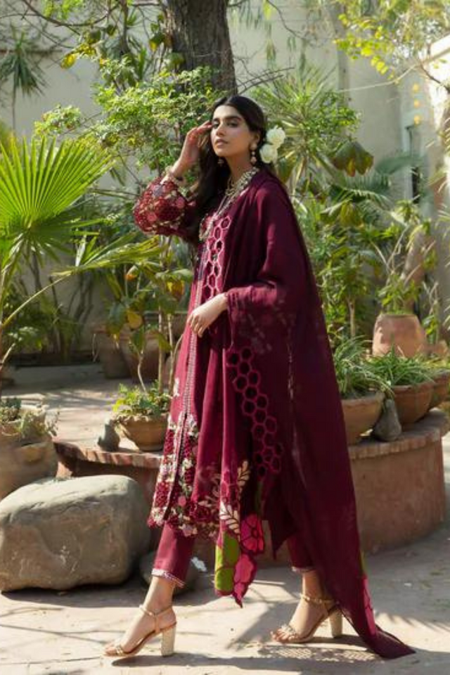 PLUM GARDEN Stunning Cutwork & Delicate Floral Embroidery outfit 