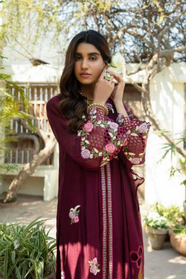 PLUM GARDEN Stunning Cutwork & Delicate Floral Embroidery outfit 