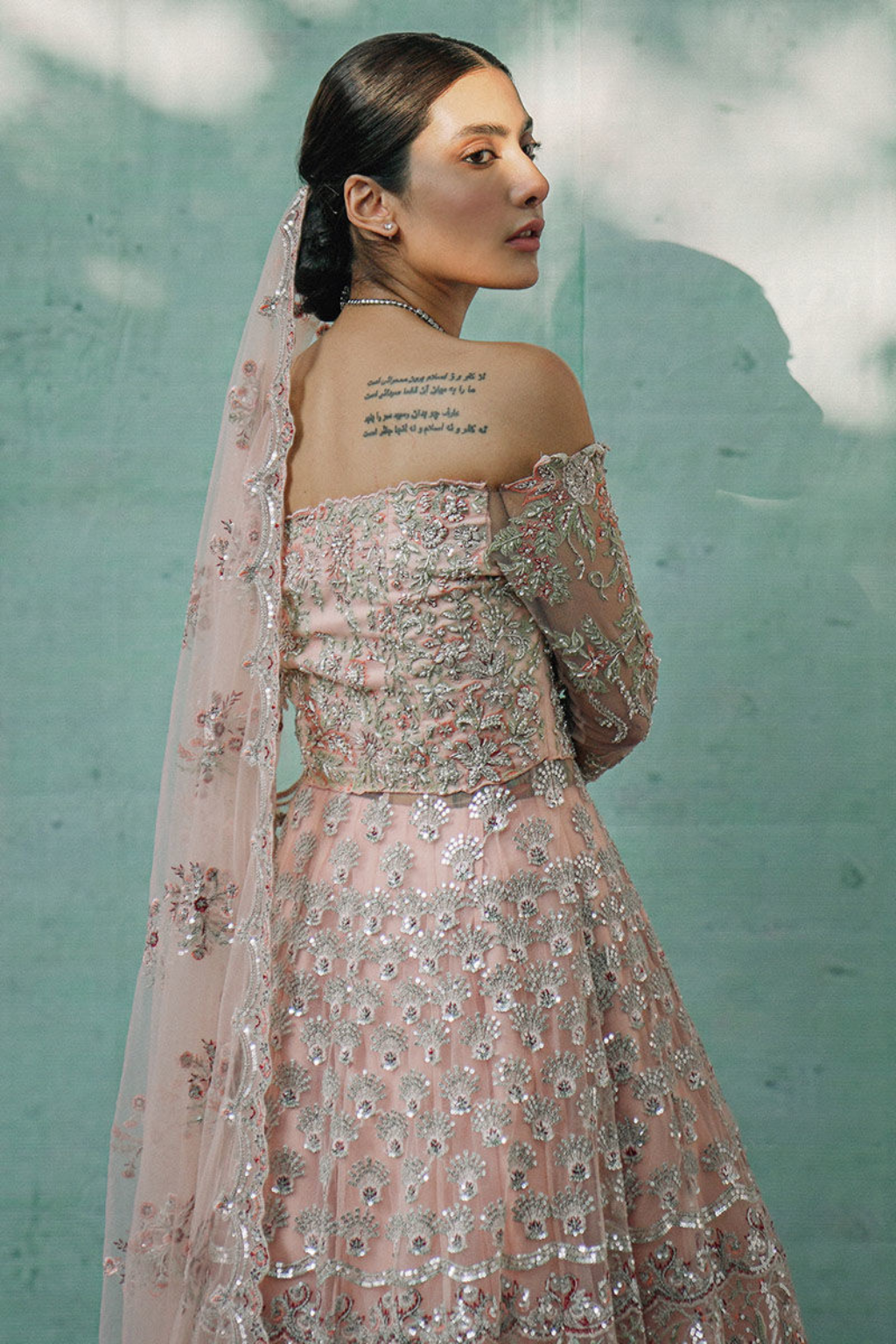 PEARL CRYSTALLINE - second image