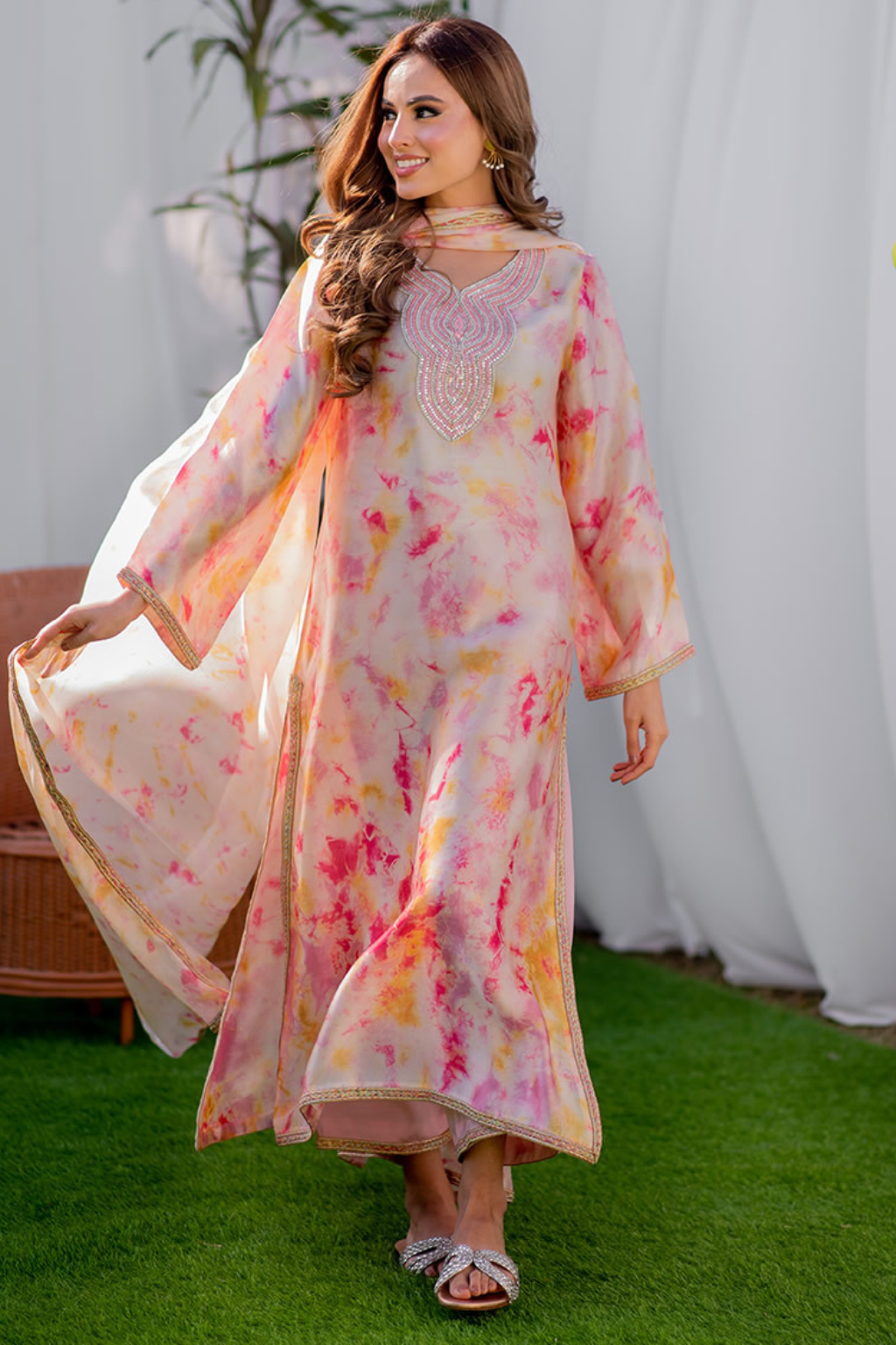 SHAZIA RAUF KHAN ZURIE'24- NAVYA (3pc)